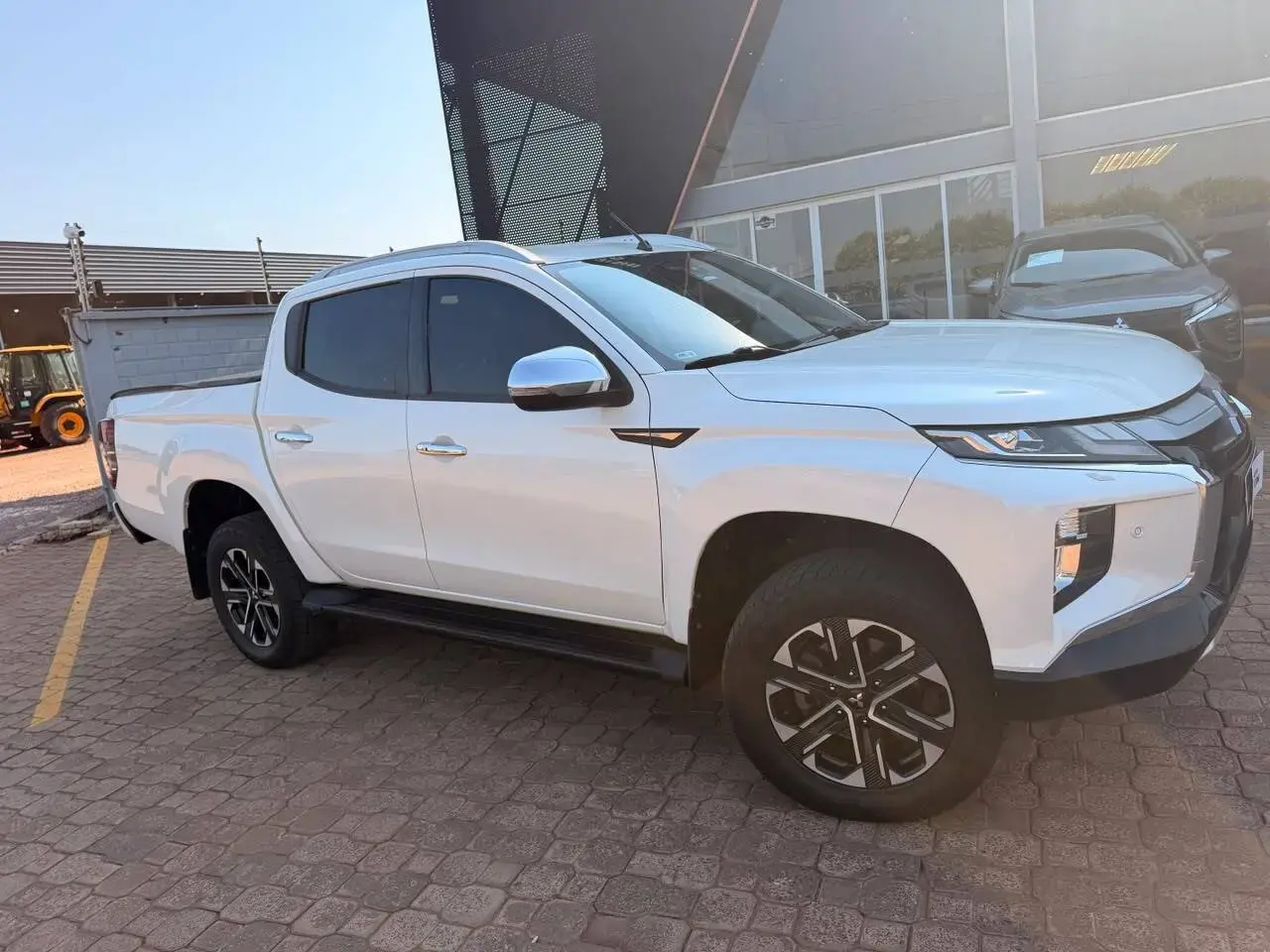 galeria L200 TRITON SPORT HPE-S
