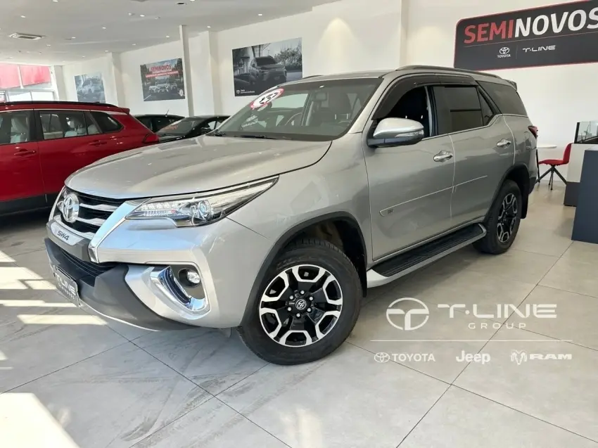 galeria HILUX SW4