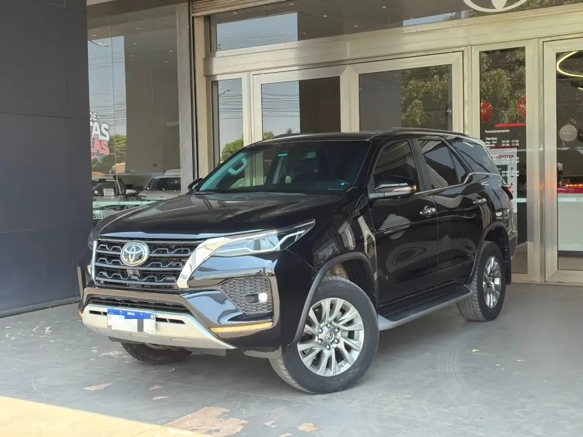 galeria HILUX SW4