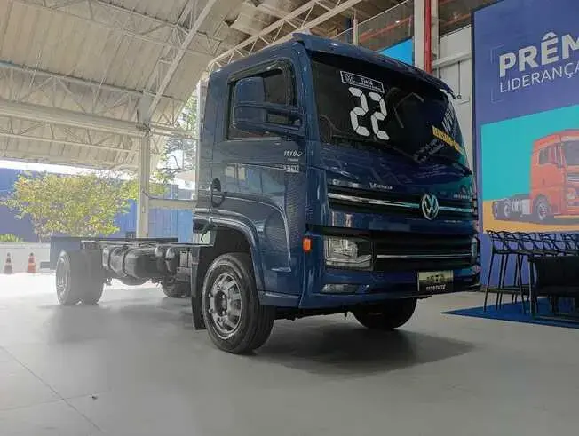 Caminhão Volkswagen - Delivery 11.180