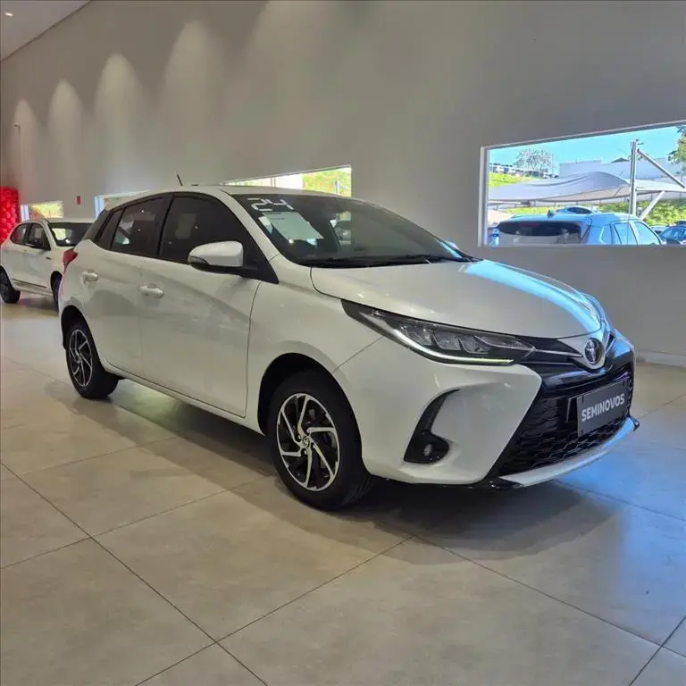 galeria YARIS