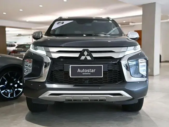 Mitsubishi Pajero Sport HPE-S 2.4