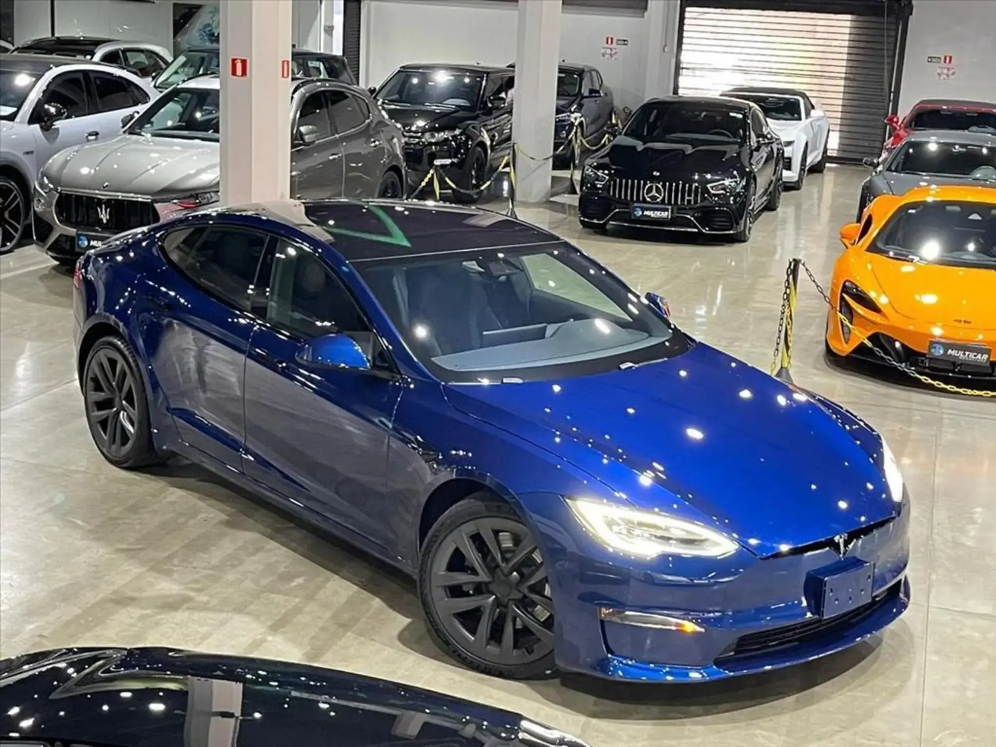 MODEL S ELÉTRICO PLAID