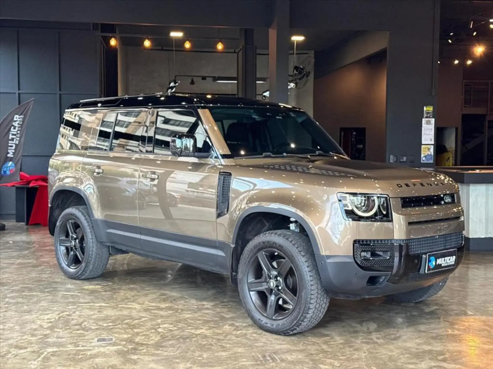 DEFENDER 2.0 P300 GASOLINA 110 SE AWD AUTOMÁTICO