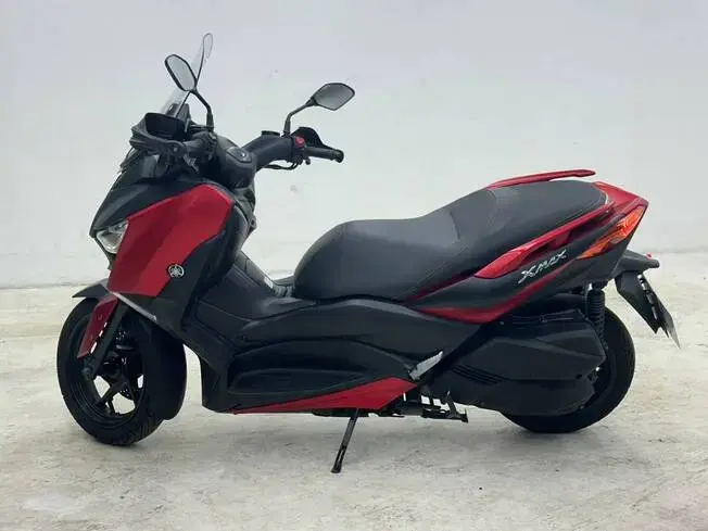 Yamaha XMax XMAX 250 ABS Darth Vader