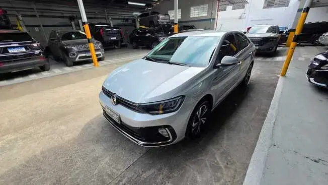 Volkswagen Virtus Comfortline 1.0 200 TSI