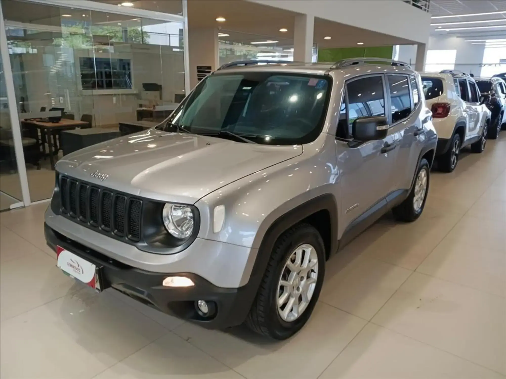 Renegade 1.8 16V Flex Sport 4P Automático 2