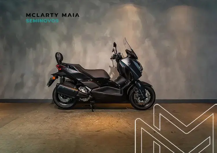 galeria XMAX 250 CONNECTED