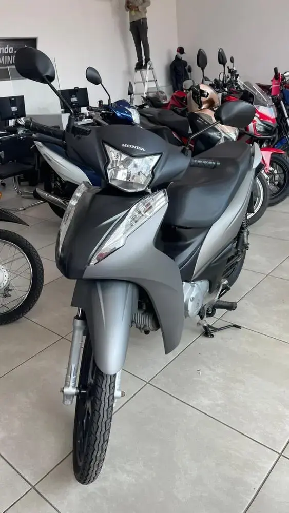 galeria BIZ 125