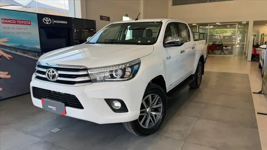galeria HILUX