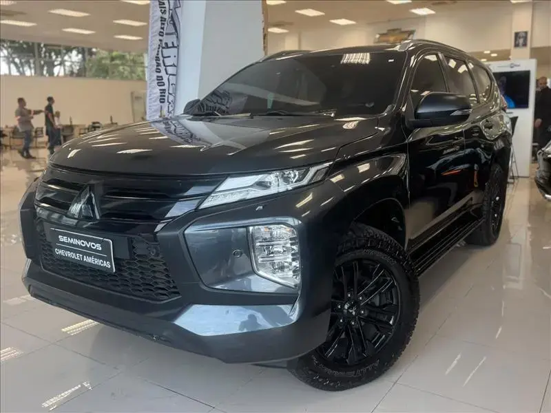 galeria PAJERO SPORT