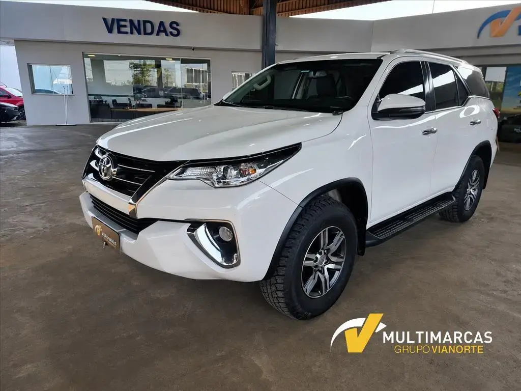 galeria HILUX