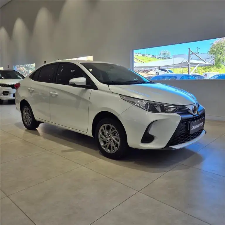 galeria YARIS