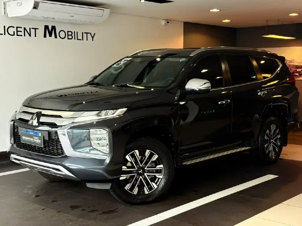 galeria PAJERO SPORT