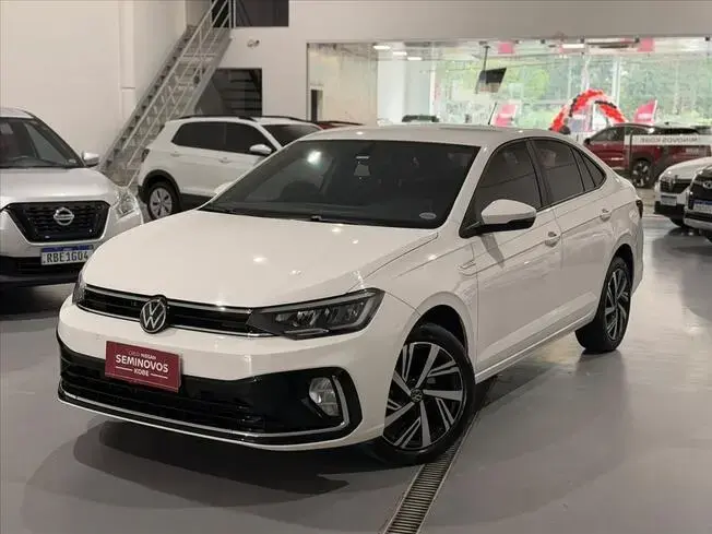 Volkswagen VIRTUS 1.0 200 TSI HIGHLINE AUTOMÁTICO