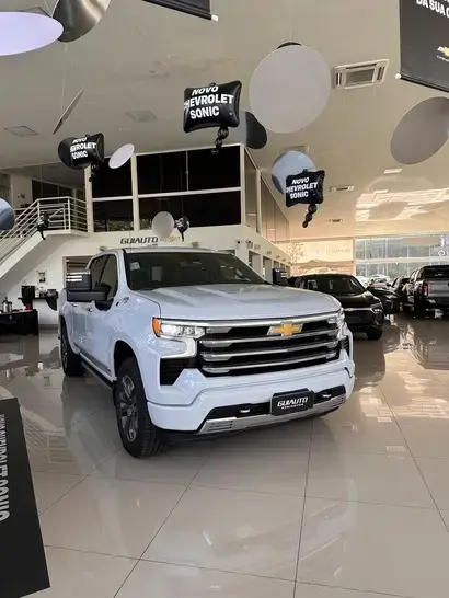 SILVERADO 5.3 V8 GASOLINA 1500 HIGH COUNTRY 4X4 AUTOMÁTICO