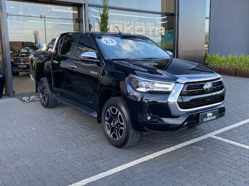 galeria HILUX