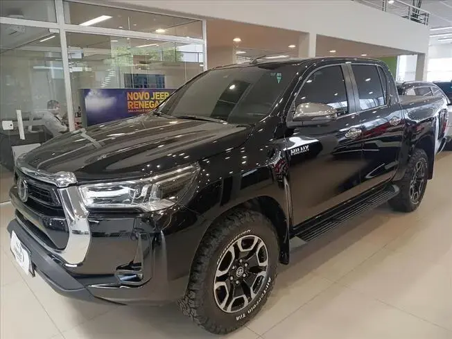 HILUX
