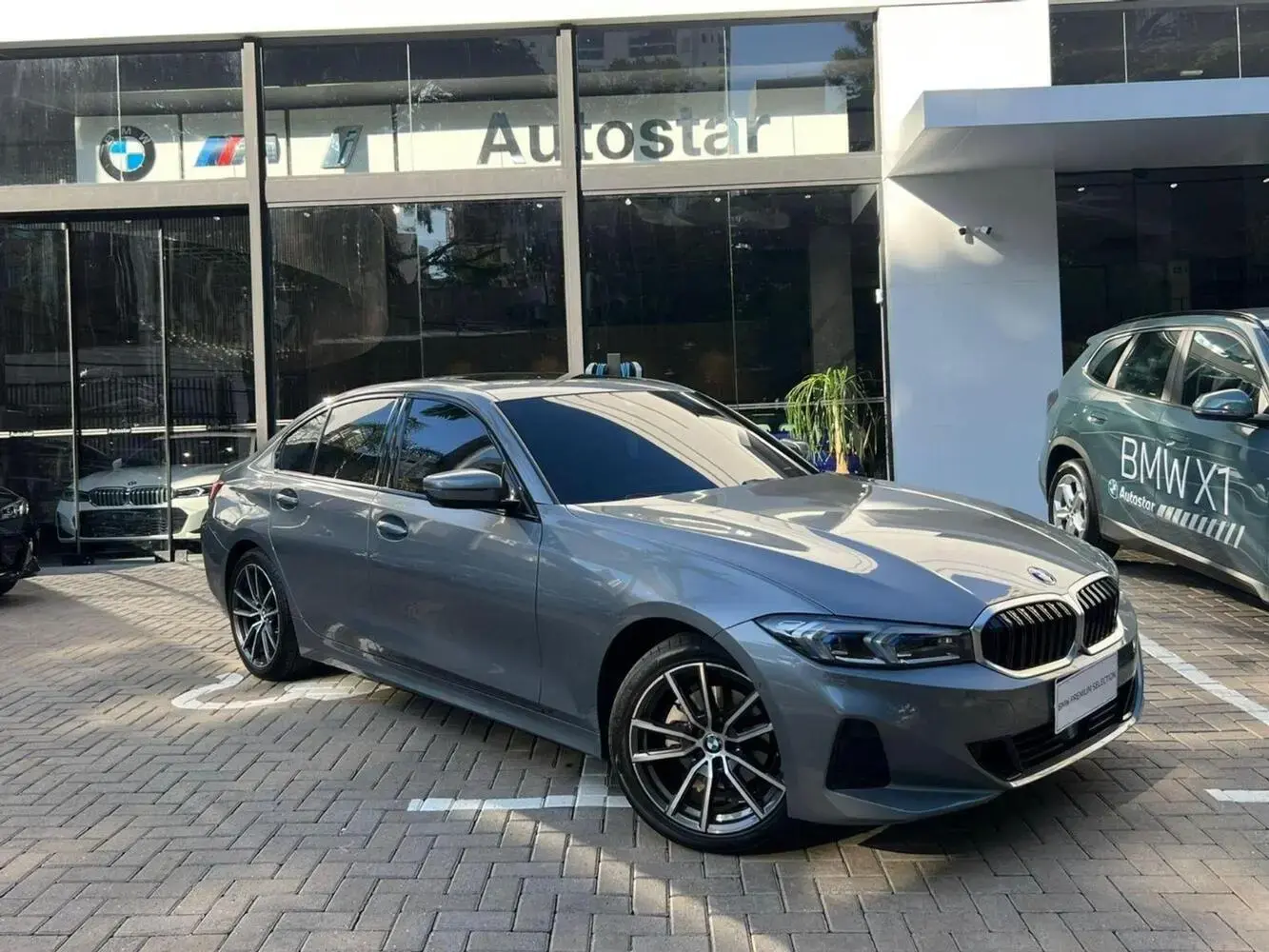 galeria 320i