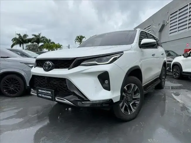 HILUX SW4