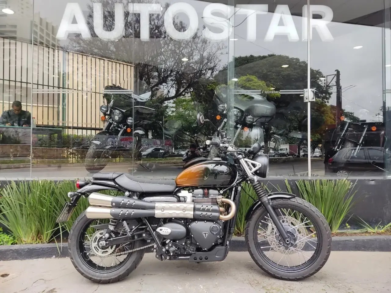 galeria Scrambler 900