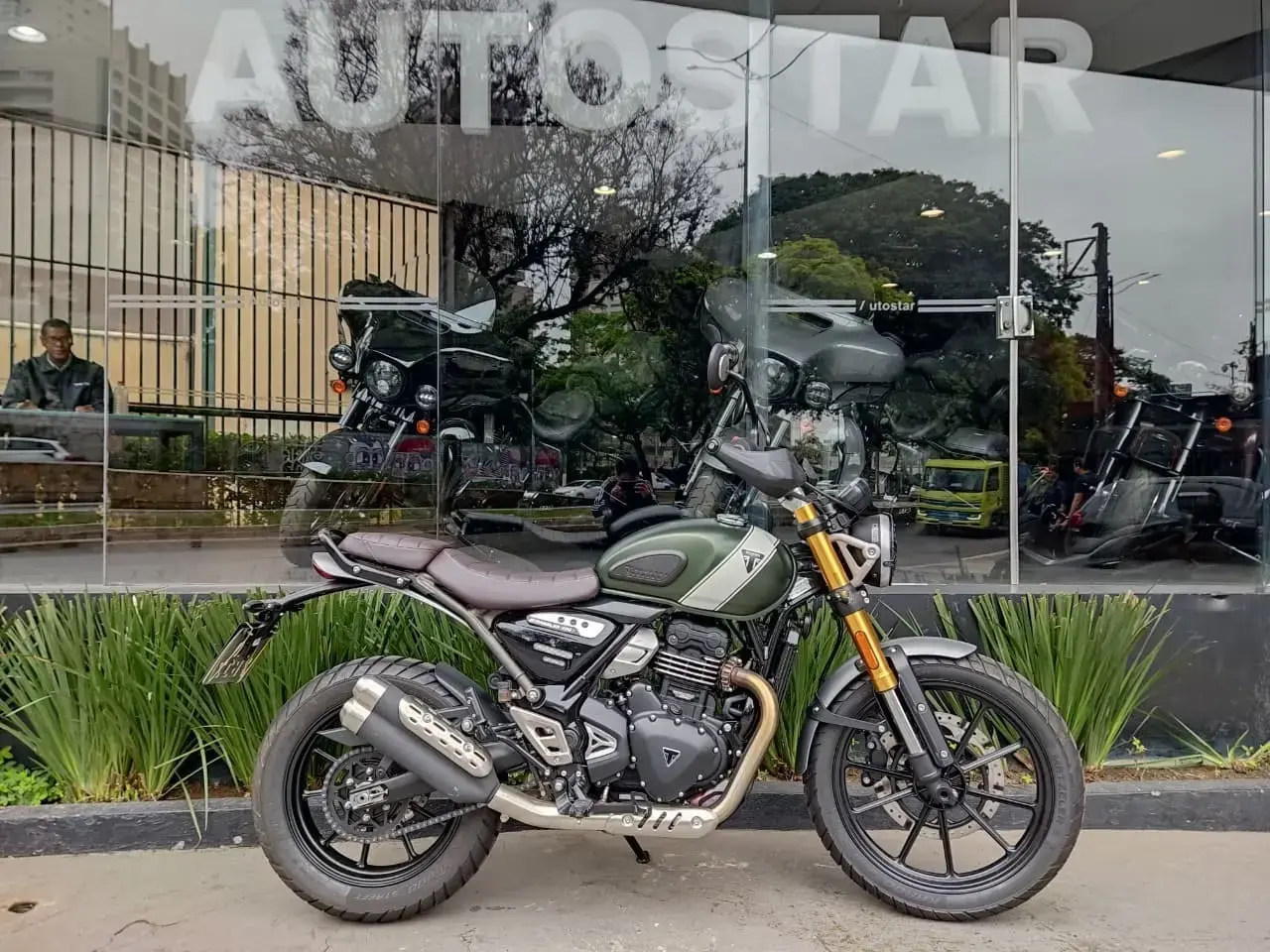 galeria Scrambler 400 X
