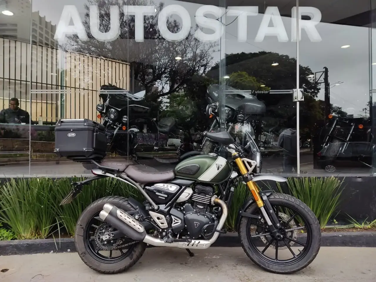 galeria Scrambler 400 X