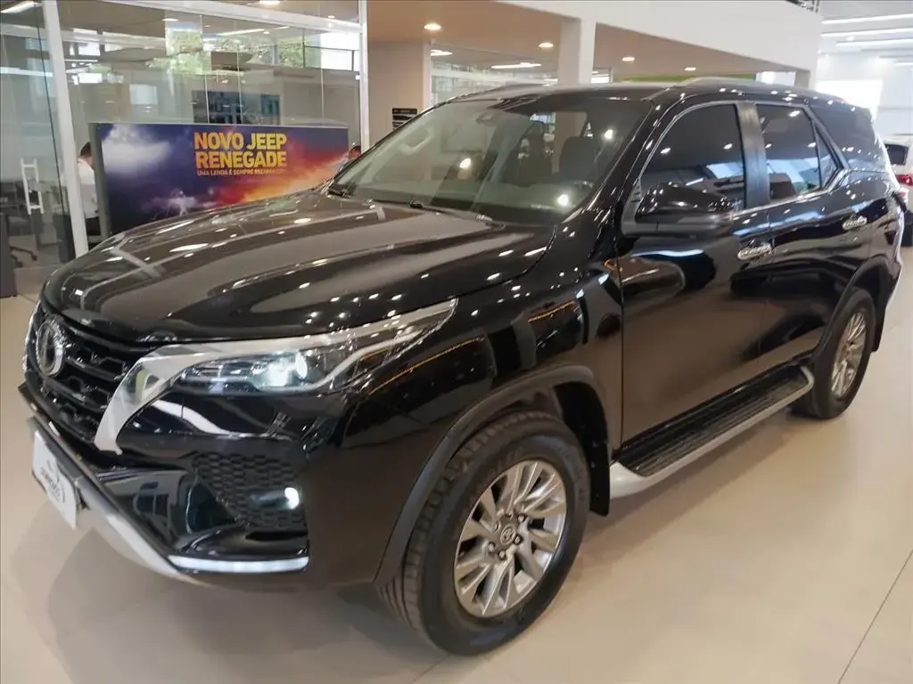 galeria HILUX SW4