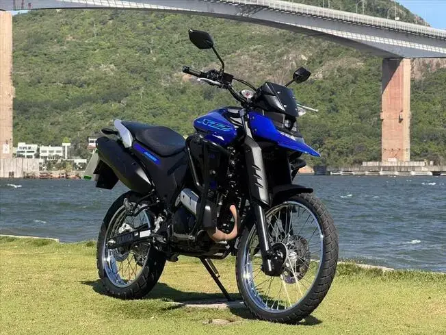 Yamaha XTZ 250 LANDER CONNECTED