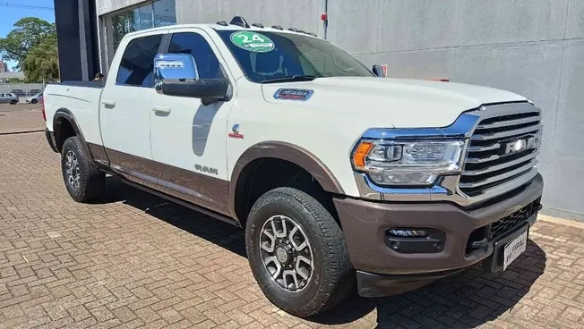 Ram 3500 6.7 I6 TURBO DIESEL LIMITED LONGHORN CD 4X4 AUTOMÁTICO