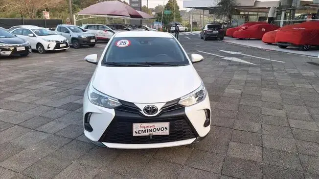 YARIS 1.5 16V FLEX SEDAN XS MULTIDRIVE