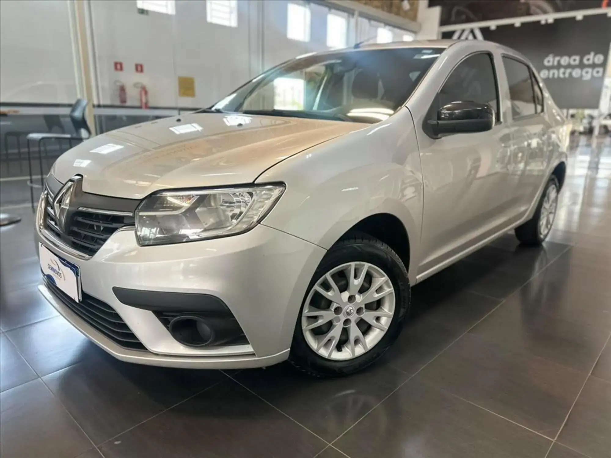 Logan 1.0 12V Sce Flex Zen Manual