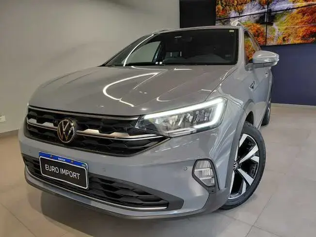 Volkswagen Nivus Highline 200 TSI