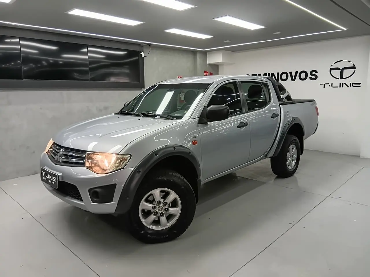 galeria L200 TRITON