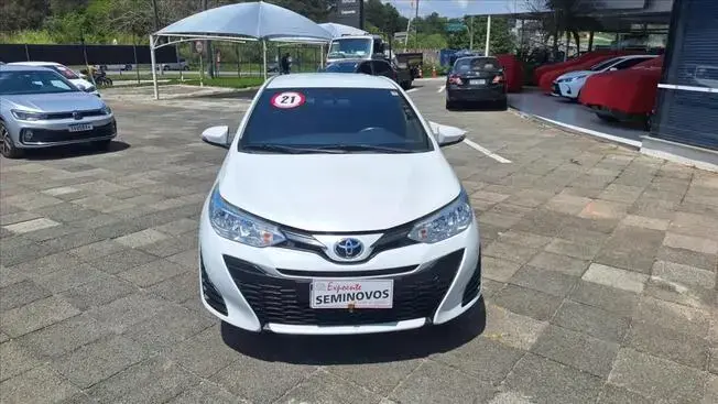 YARIS 1.3 16V FLEX XL LIVE MULTIDRIVE