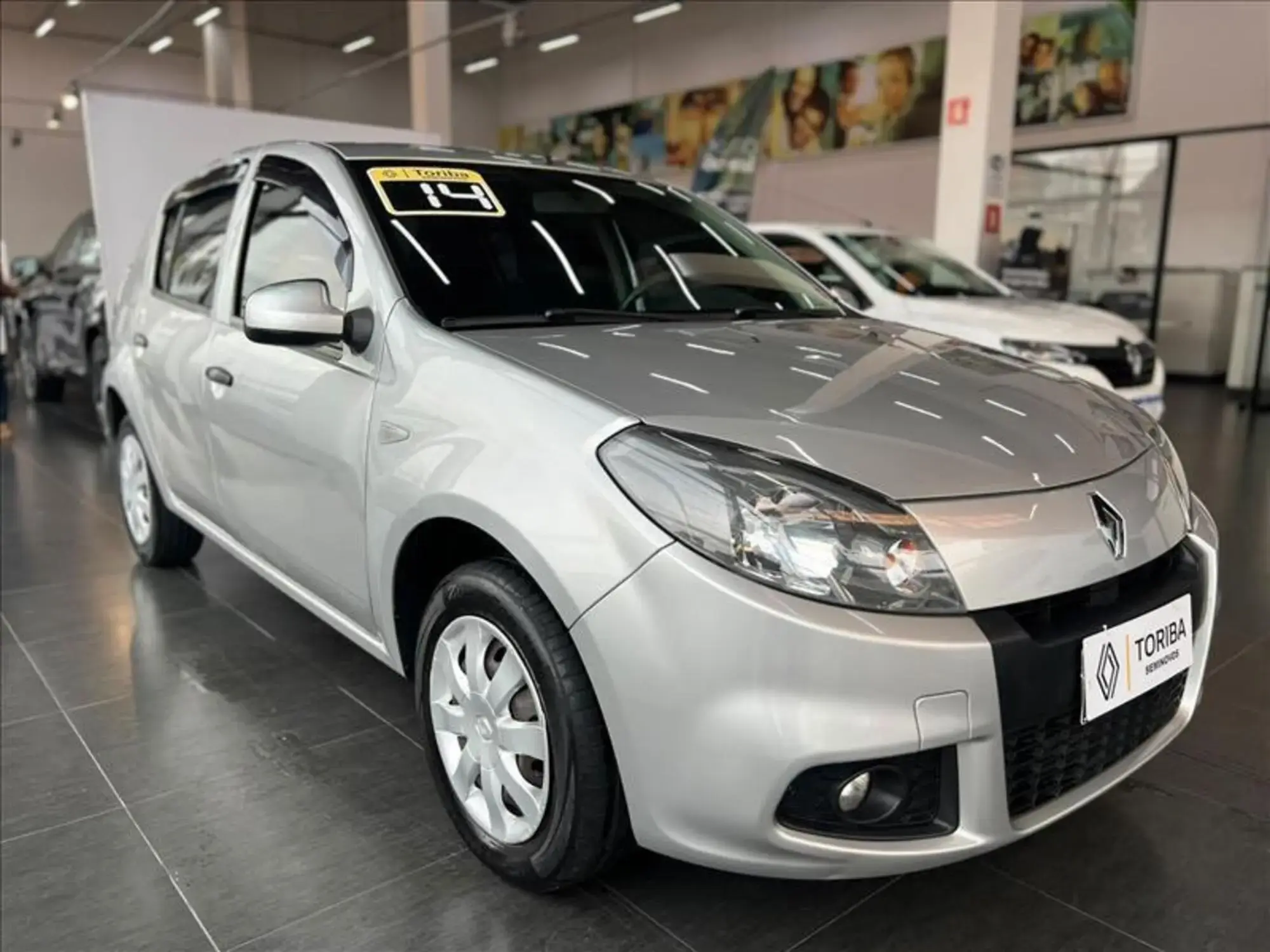 Sandero 1.0 Authentique 16V