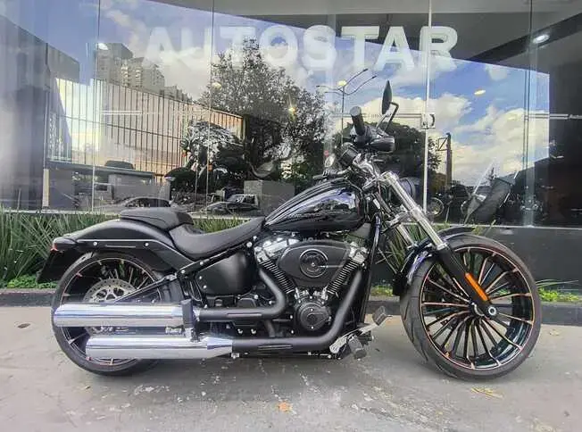 Harley Davidson Breakout FXBR