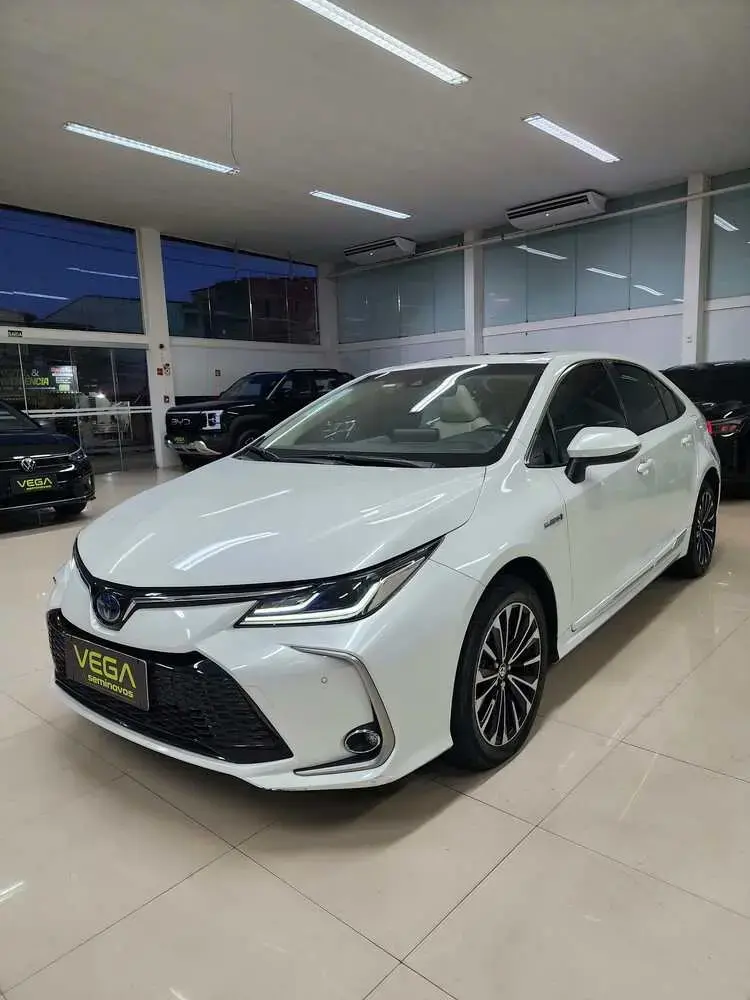 galeria COROLLA HYBRID ALTIS PREMIUM