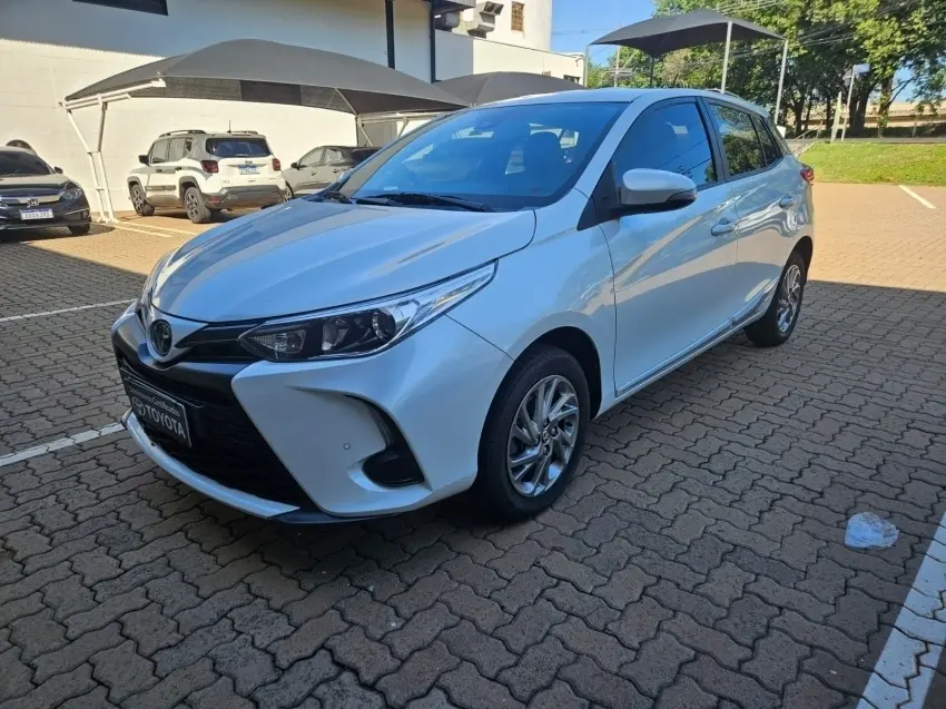 galeria YARIS