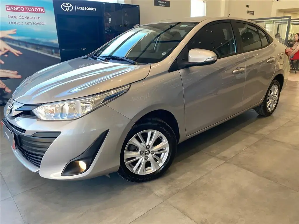 galeria YARIS