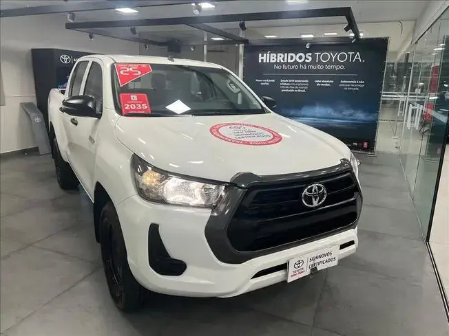 Toyota HILUX 2.8 D-4D TURBO DIESEL CD POWER PACK 4X4 AUTOMÁTICO
