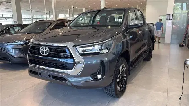 Toyota HILUX 2.8 D-4D TURBO DIESEL CD SRX 4X4 AUTOMÁTICO